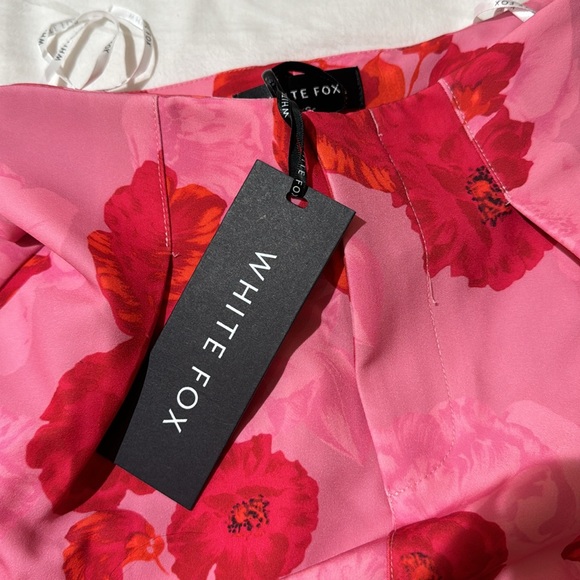 White Fox Moment To Remember Crop & shorts set: Raspberry Rouge NWT - Picture 7 of 10